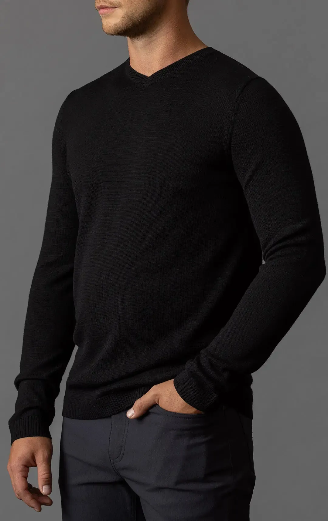 12GG MERINO V-NECK SWEATER